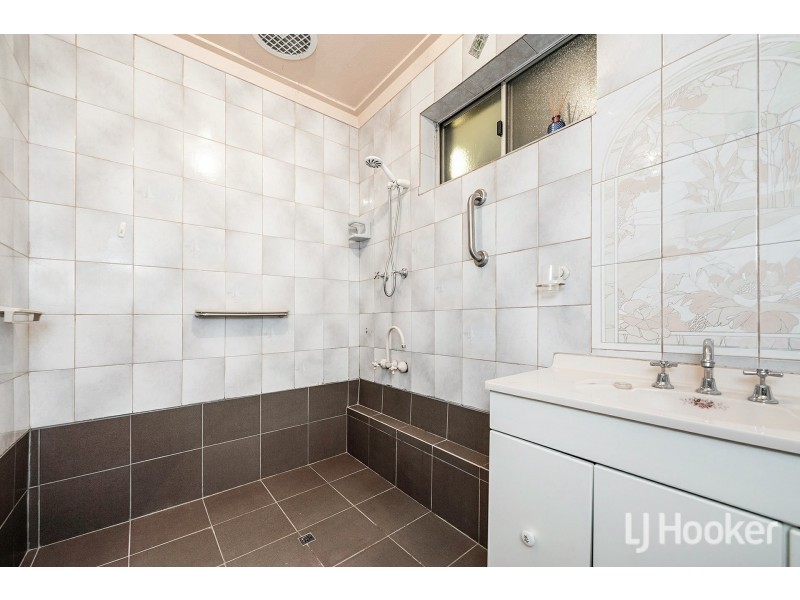 31 Range View Way, High Wycombe WA 6057