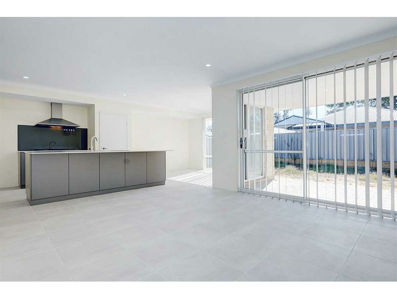 58 Corbridge Avenue, Wellard WA 6170