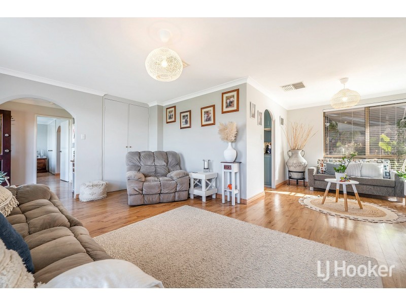 11 Toora Place, Cooloongup WA 6168