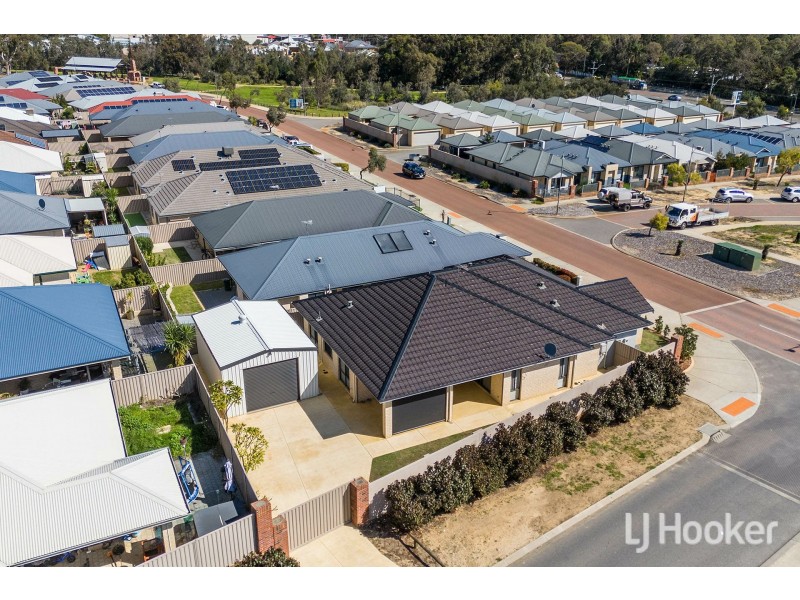 13 Dundatha Drive, Byford WA 6122