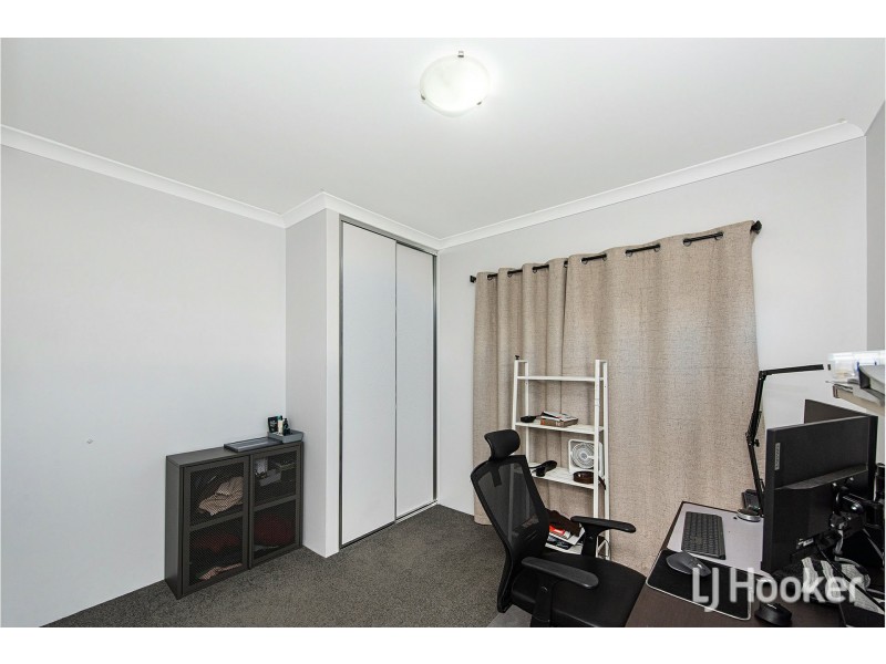 5/11 Debenham Street, Thornlie WA 6108