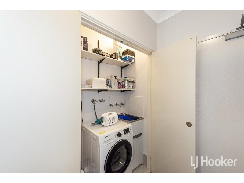 5/11 Debenham Street, Thornlie WA 6108