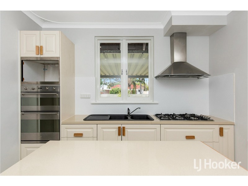 14 Hunt Street, Thornlie WA 6108