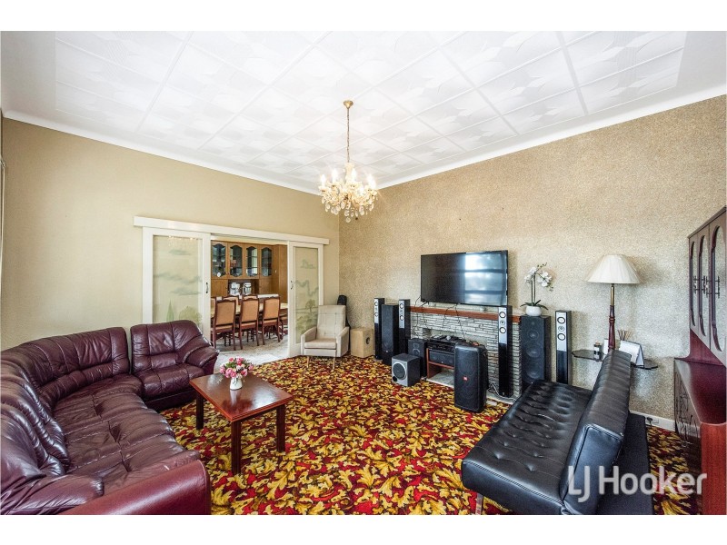 44 Sussex Street, Spearwood WA 6163