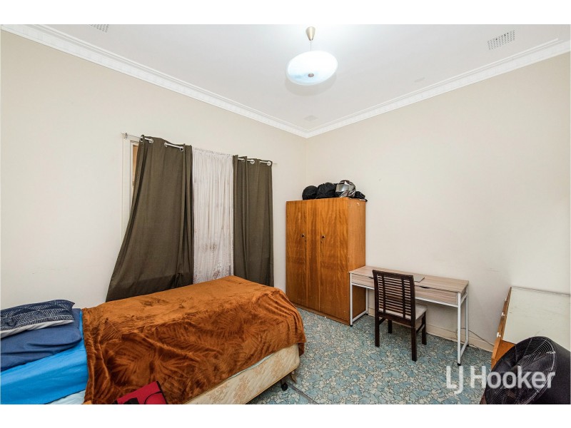 44 Sussex Street, Spearwood WA 6163