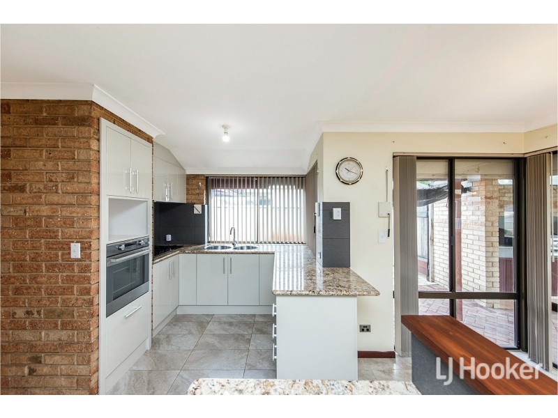 14 Bardwell Street, Thornlie WA 6108