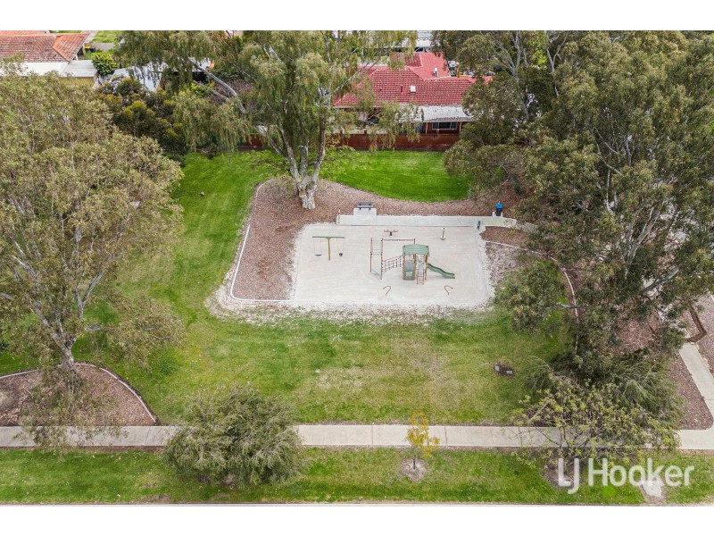 71 Ellison Drive, Langford WA 6147