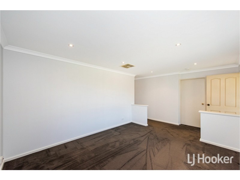 16 Abrolhos Loop, Beckenham WA 6107