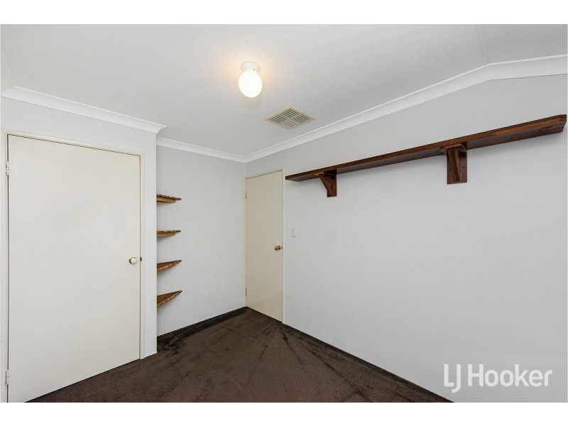 16 Abrolhos Loop, Beckenham WA 6107