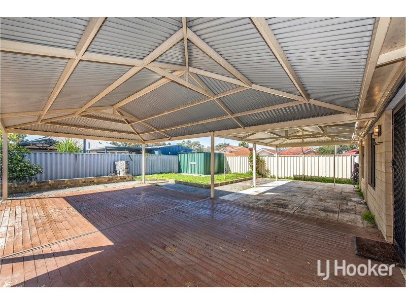 16 Abrolhos Loop, Beckenham WA 6107