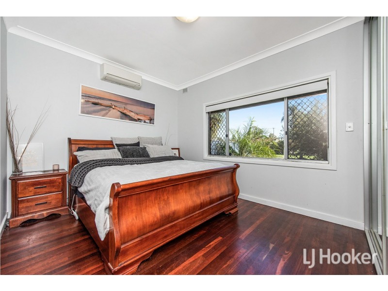 6 Numulgi Street, Armadale WA 6112
