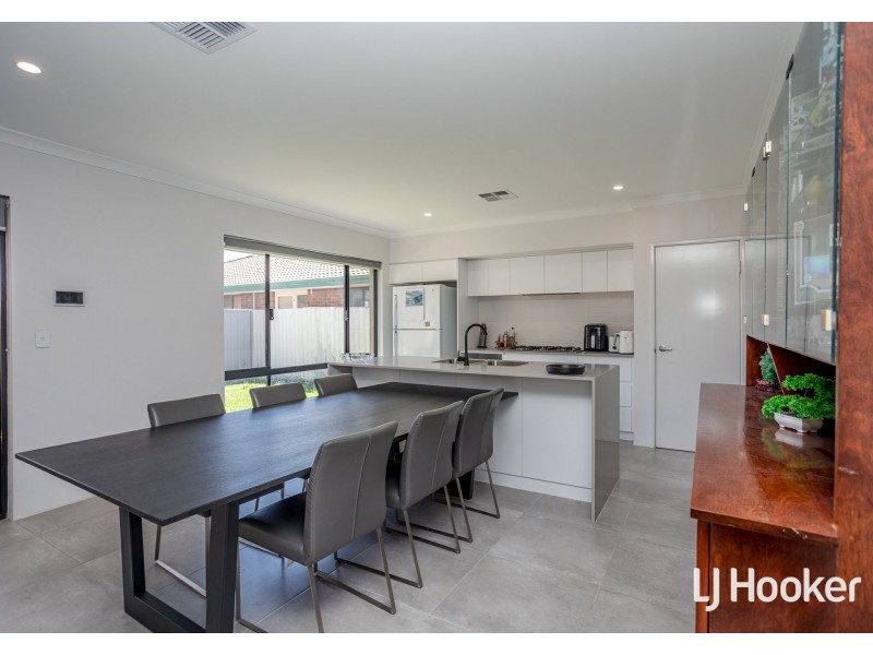 2 Barson Court, Thornlie WA 6108