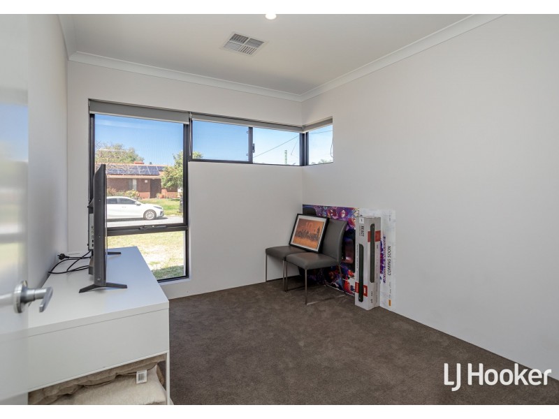 2 Barson Court, Thornlie WA 6108