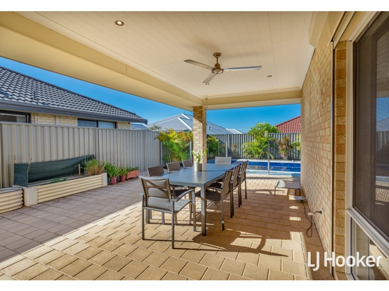 6 Chatham Way, Harrisdale WA 6112