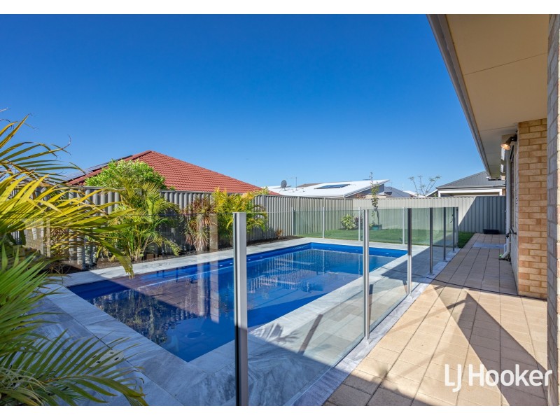 6 Chatham Way, Harrisdale WA 6112