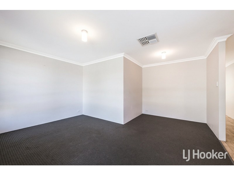 43 Guinivere Way, Camillo WA 6111