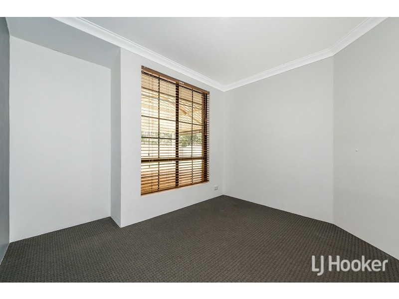 43 Guinivere Way, Camillo WA 6111