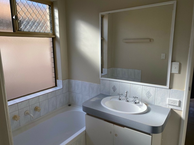 3 Forman Court, Queens Park WA 6107