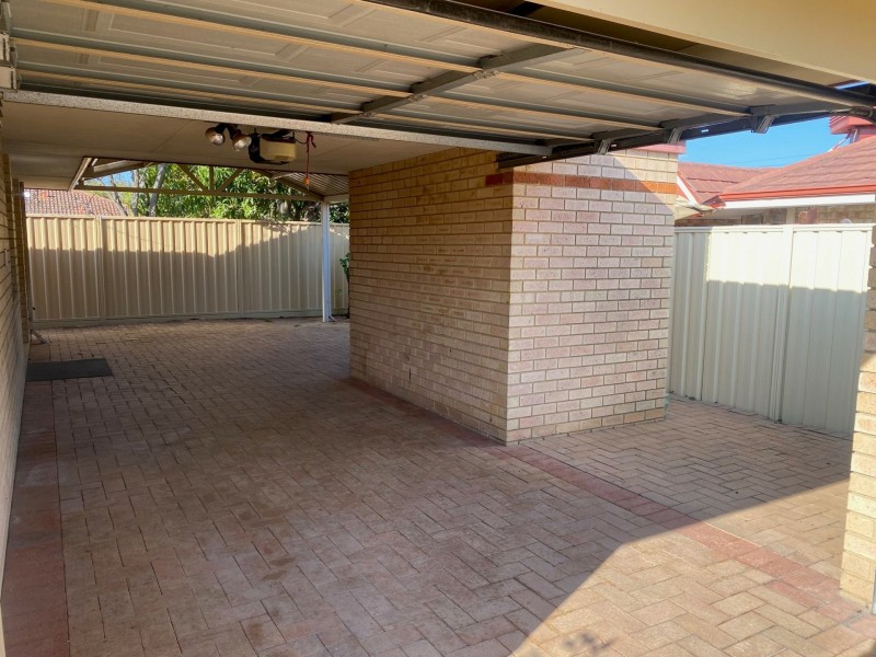 3 Forman Court, Queens Park WA 6107