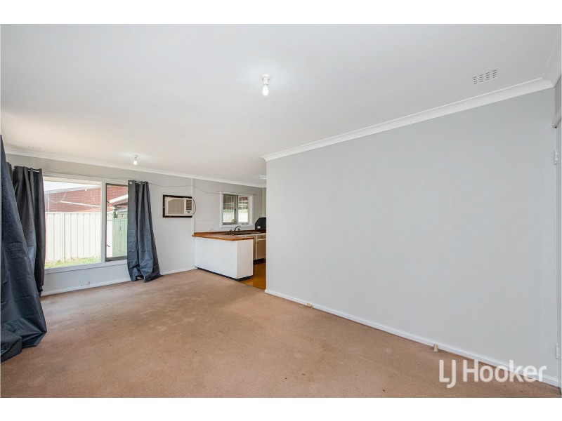14 Birrell Place, Gosnells WA 6110