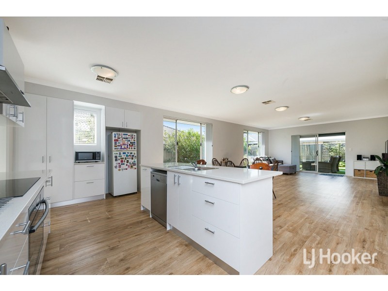 42 Cumbine Loop, Martin WA 6110