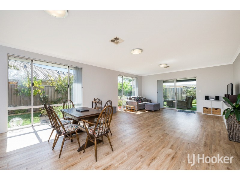 42 Cumbine Loop, Martin WA 6110