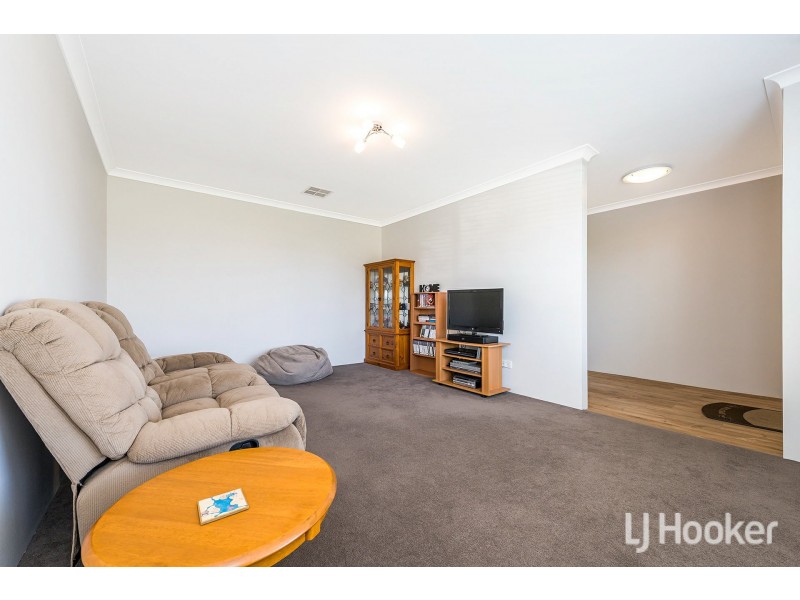 42 Cumbine Loop, Martin WA 6110