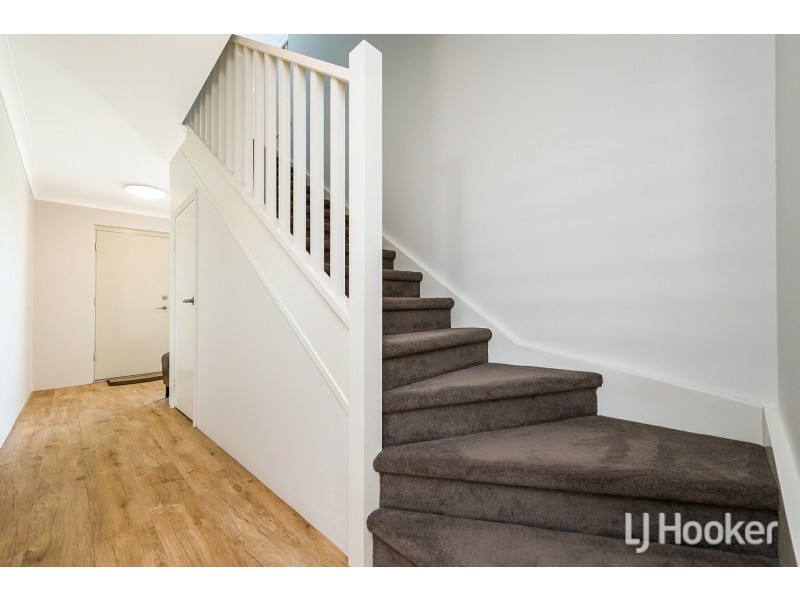 42 Cumbine Loop, Martin WA 6110