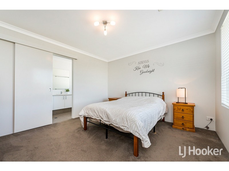 42 Cumbine Loop, Martin WA 6110