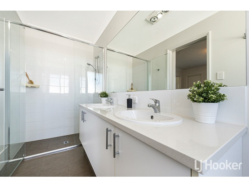 42 Cumbine Loop, Martin WA 6110