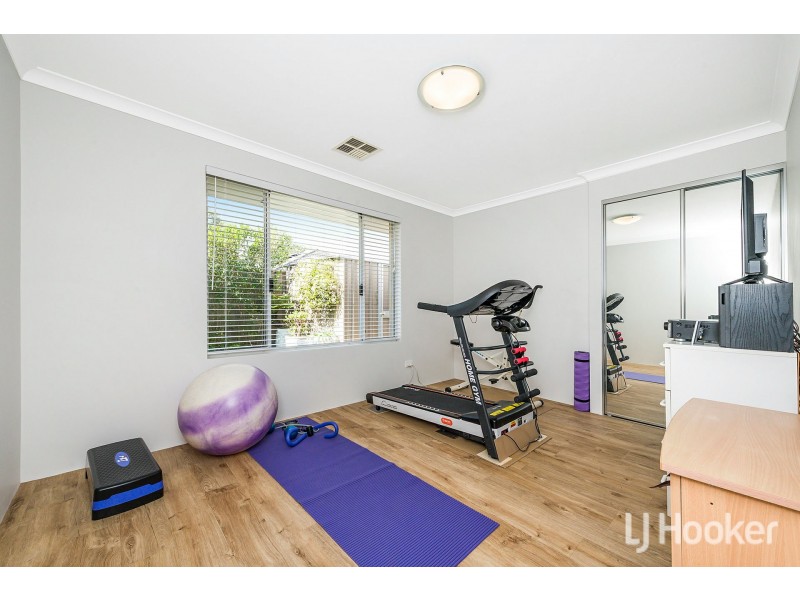 42 Cumbine Loop, Martin WA 6110