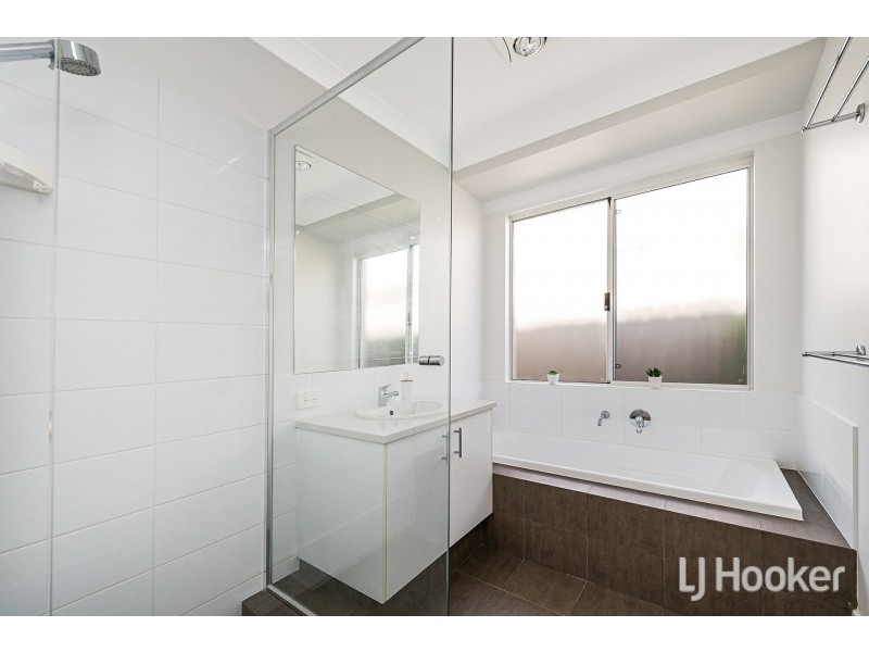 42 Cumbine Loop, Martin WA 6110