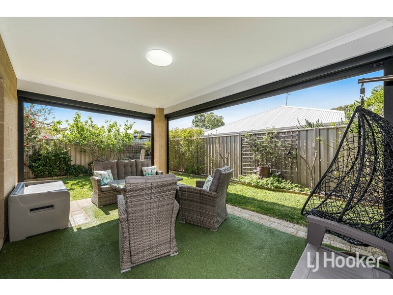 42 Cumbine Loop, Martin WA 6110