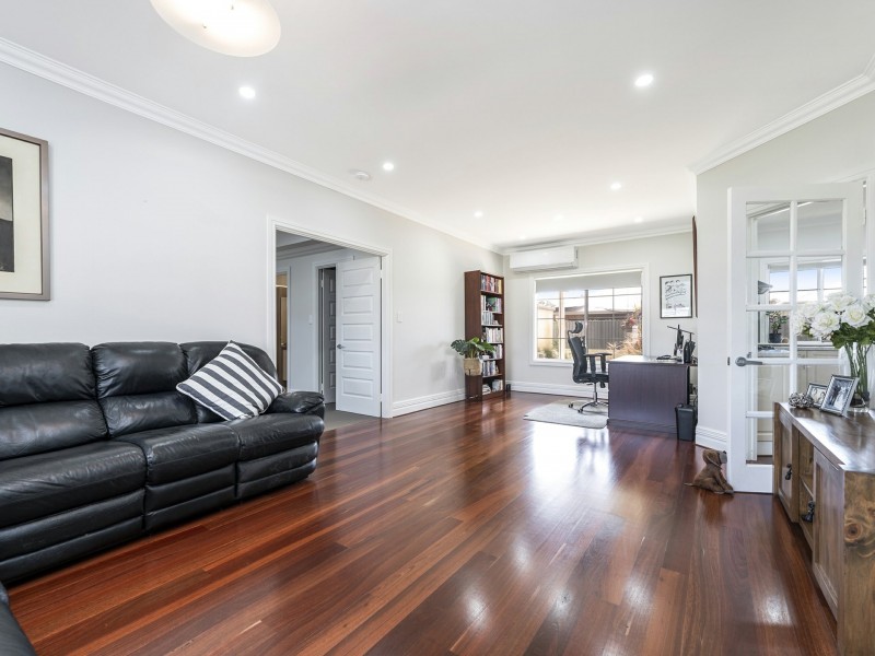 49 Vermilion Boulevard, Hilbert WA 6112