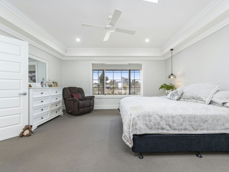 49 Vermilion Boulevard, Hilbert WA 6112