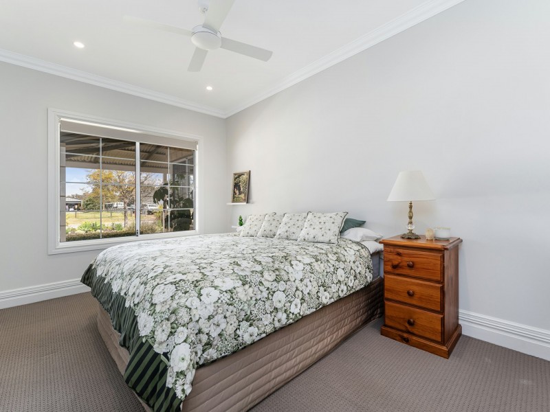 49 Vermilion Boulevard, Hilbert WA 6112