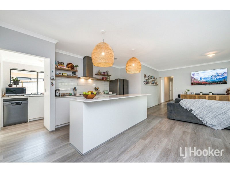 51 Warbler Drive, Martin WA 6110