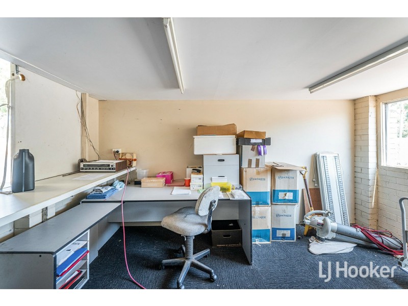 100 Brae Road, High Wycombe WA 6057