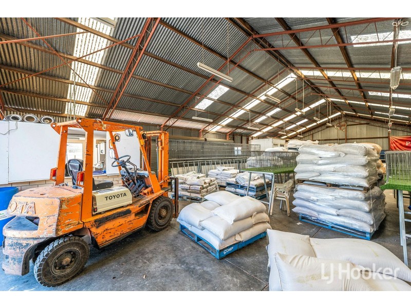 100 Brae Road, High Wycombe WA 6057