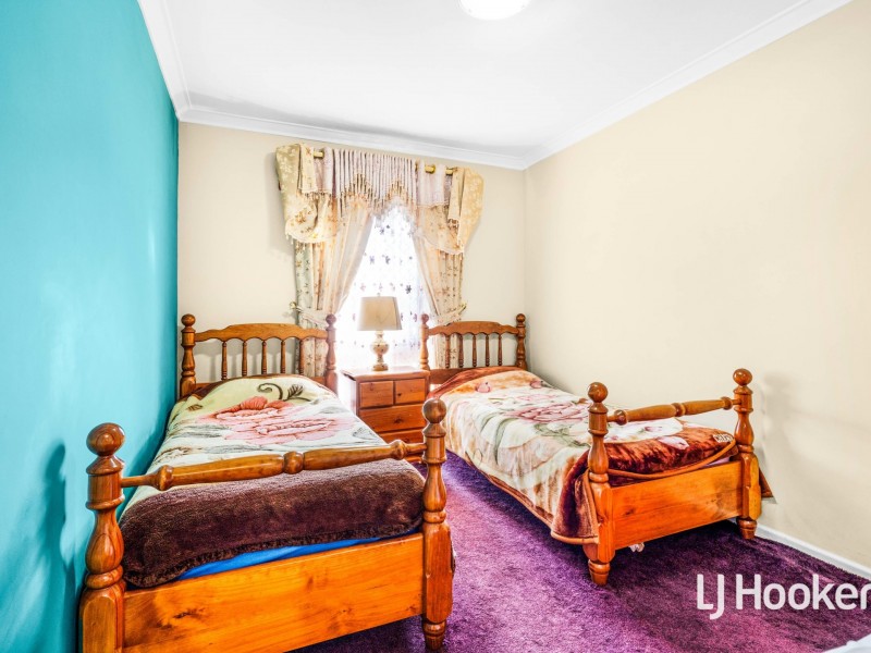 16 Marlow Way, Thornlie WA 6108