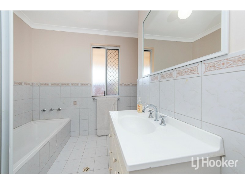 15/22 Swingler Way, Gosnells WA 6110