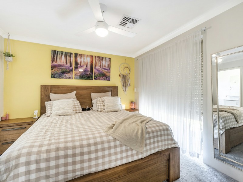 114 Lowanna Way, Armadale WA 6112