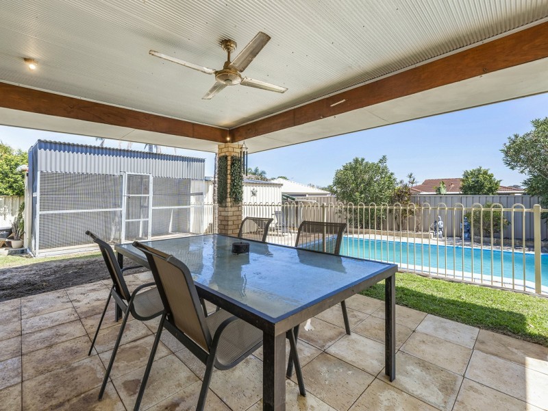 114 Lowanna Way, Armadale WA 6112