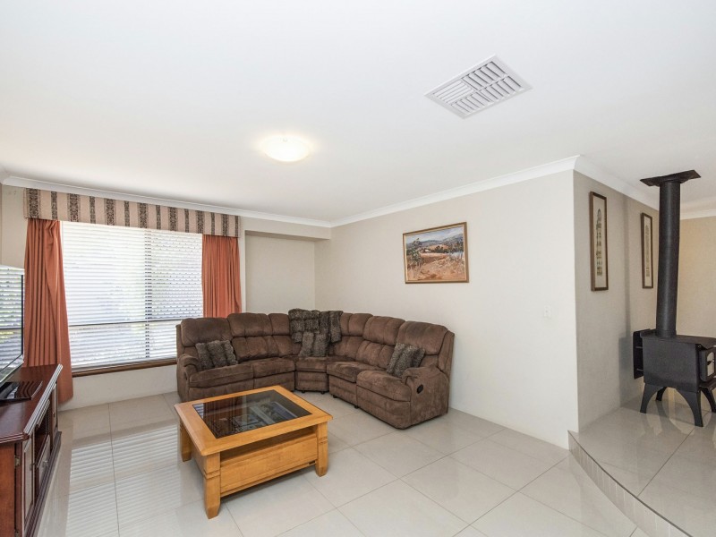 82 Yale Road, Thornlie WA 6108