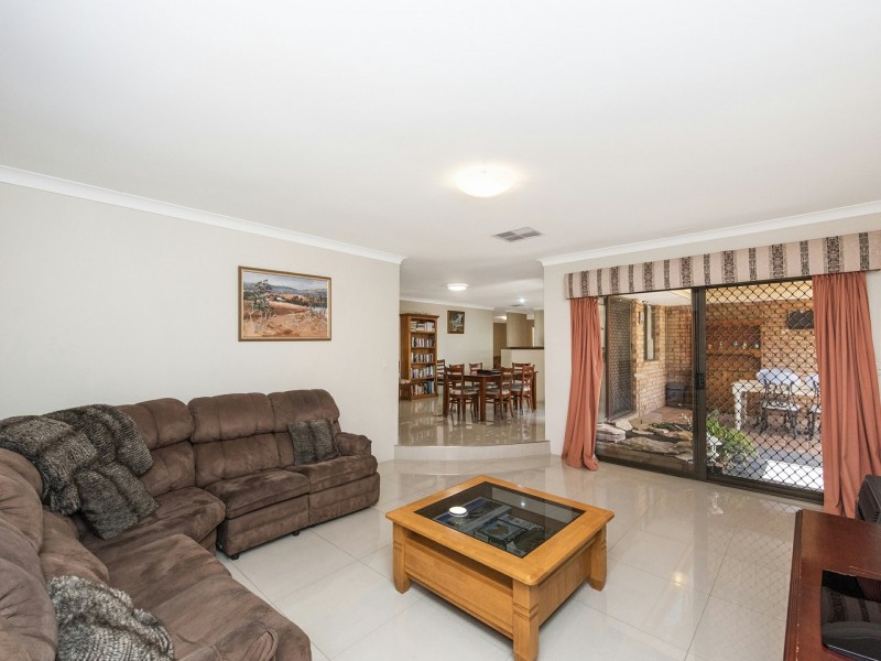 82 Yale Road, Thornlie WA 6108