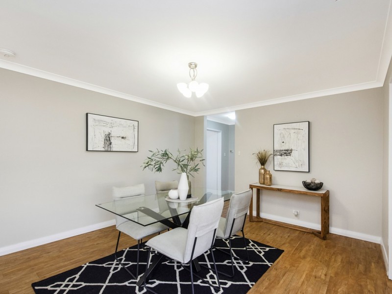 11 Bottlebrush Drive, Thornlie WA 6108