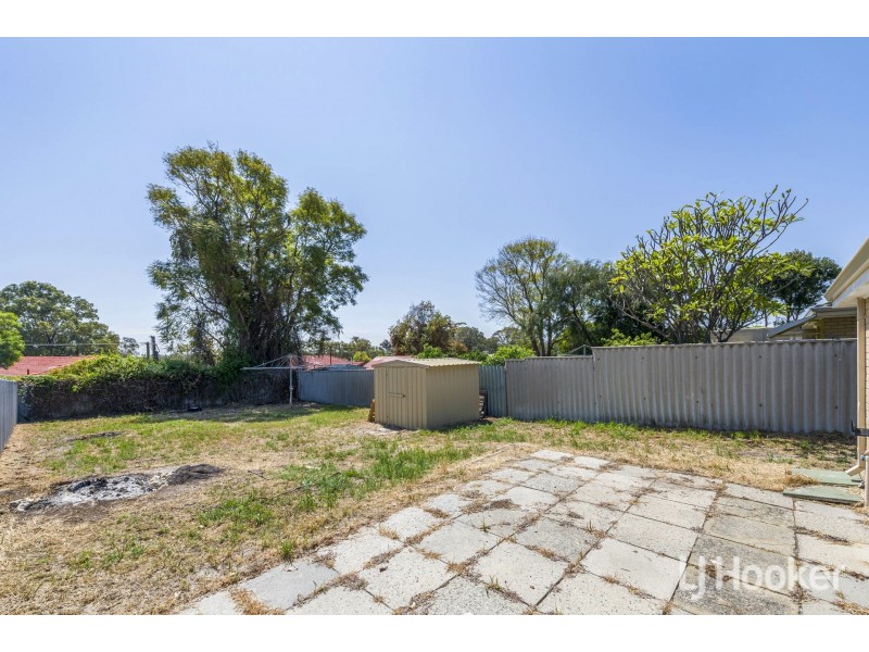 65A Lester Drive, Thornlie WA 6108