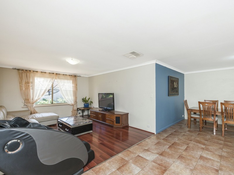 5 Sugarwood Drive, Thornlie WA 6108