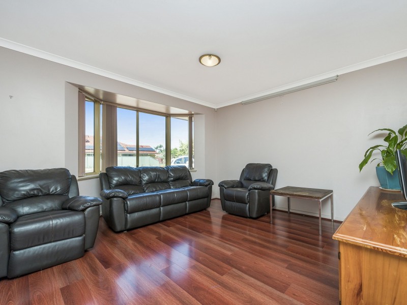 5 Sugarwood Drive, Thornlie WA 6108
