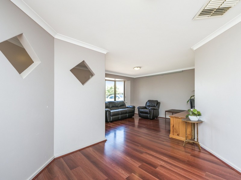 5 Sugarwood Drive, Thornlie WA 6108